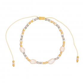 Βραχιόλι λεπτό μακραμέ Boho της Excite Fashion Jewellery, με μαργαριταράκια, χρυσές και ασημένιες  χάντρες. B-110488-49