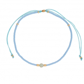 Βραχιόλι ποδιού της Excite Fashion Jewellery με πράσινη χάντρα, γαλάζιες και  χρυσές  περιμετρικά και ρυθμιζόμενο κλείσιμο. BP-110451-45