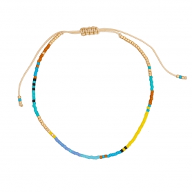 Βραχιόλι ποδιού της Excite Fashion Jewellery με πολύχρωμες χάντρες και δέσιμο μακραμέ. BP-110465-45