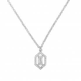 Kομψό κολιέ από την Excite Fashion Jewellery σε γεωμετρικό σχήμα πολύγωνου, μονόπετρο στο εσωτερικό με λευκό ζιργκόν από επιπλατινωμένο ασήμι 925. K-120-AS-S-99
