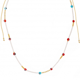 Κολιέ Boho της Excite Fashion Jewellery, με κόκκινα και γαλανά ματάκια, λευκές και χρυσές χάντρες από επιχρυσωμένο ανοξείδωτο ατσάλι.N-110413-6
