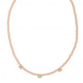 Χειροποίητο κολιέ από την Excite Fashion Jewellery με τρία οβάλ ματάκια με γαλάζιο σμάλτο και κοραλί γυάλινες χάντρες ταγιέ. K-1407-04-02-99