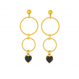 Χειροποίητα κρεμαστά σκουλαρίκα, ασύμετροι κρίκοι με μαύρη καρδιά κρύσταλλο, από επίχρυσο ανοξείδωτο ατσάλι (δεν μαυρίζει), της Excite Fashion Jewellery. S-1749-01-06-7