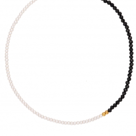 Κολιέ χειροποίητο, half &half  πέρλες και μαύρες  χάνδρες  της Excite Fashion Jewellery. K-1433-07-10-6