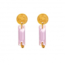 Κομψά κρεμαστά σκουλαρίκια της Excite Fashion Jewellery, επίχρυσο στρογγυλό στοιχείο, ροζ κρεμαστό κρυσταλλο, από ανοξείδωτο ατσάλι. S-1765-11