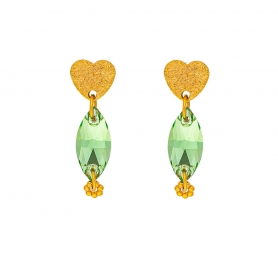 Κρεμαστά σκουλαρίκια,  επίχρυση καρδιά, πράσινο οβάλ κρυσταλλάκι, ανάγλυφη ροδέλα από ανοξείδωτο ατσάλι της Εxcite Fashion Jewellery.   S-1766-08