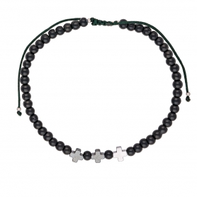 Ανδρικό βραχιόλι  μακραμέ της Excite Fashion Jewellery, μαύρες χάντρες και ατσάλινοι ασημί σταυροί. BA-14-06