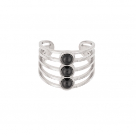 Δαχτυλίδι Excite Fashion Jewellery, φαρδύ, διάτρητο, με σειρά  μαύρες πέτρες από ανοξείδωτο ατσάλι.  R-69-49S