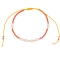 Βραχιόλι λεπτό μακραμέ Boho της Excite Fashion Jewellery, με μαργαριταράκια, κοραλί και χρυσές χάντρες. B-110478-45